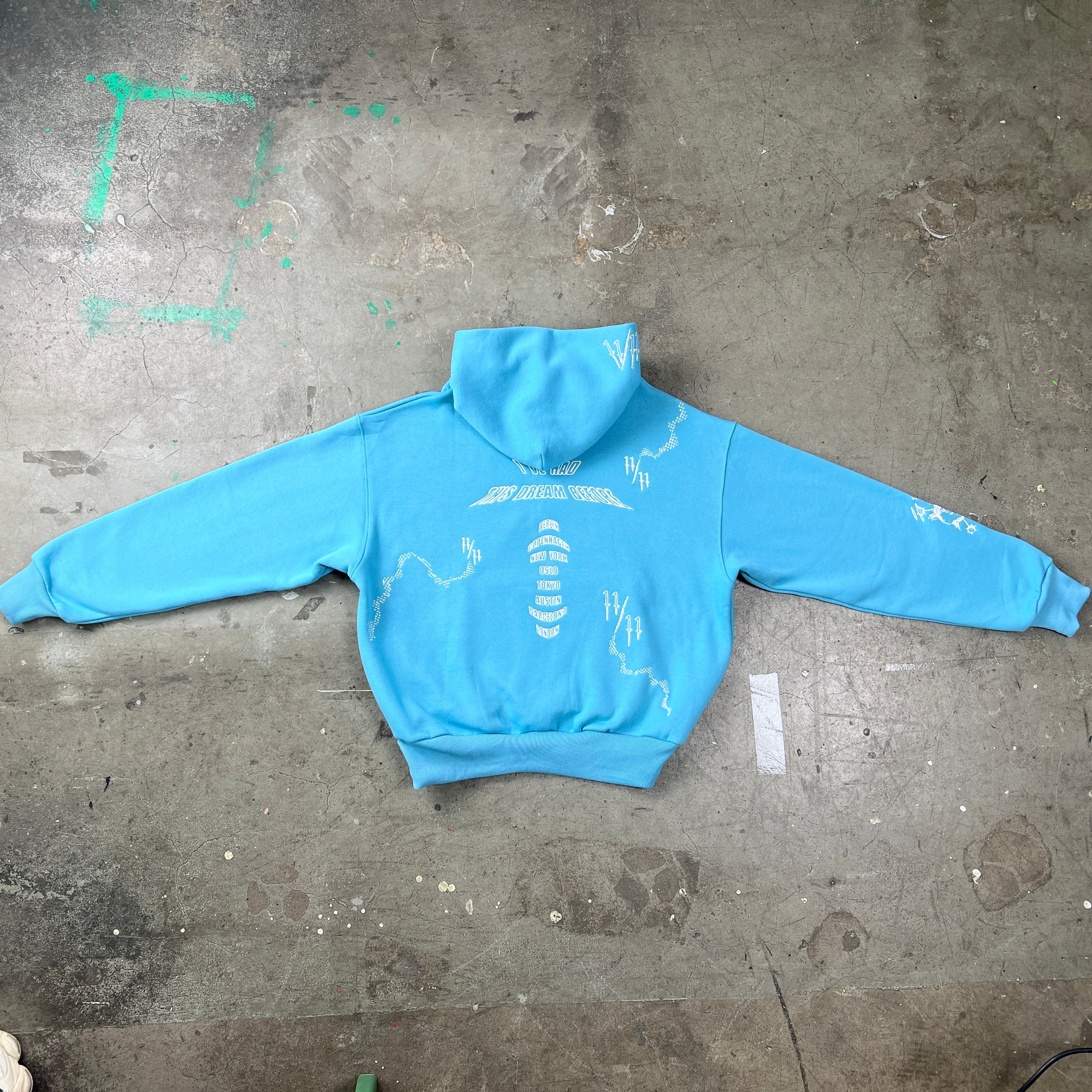 HOLIDAY ULTRA HEAVY SWEAT HOODIE ライトブルー ULTRAHEAVY SKY BLUE – Edvard Bjørnstad